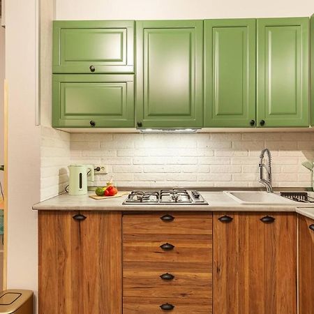 Veli Group Apartment Near White Bridge ° Kutaisi Zewnętrze zdjęcie