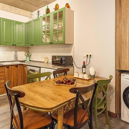Veli Group Apartment Near White Bridge ° Kutaisi Zewnętrze zdjęcie