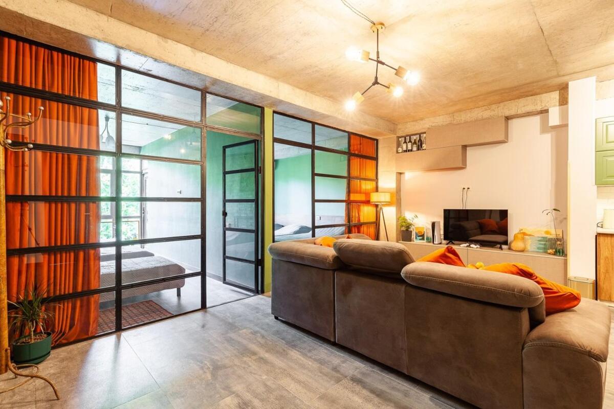 Veli Group Apartment Near White Bridge ° Kutaisi Zewnętrze zdjęcie