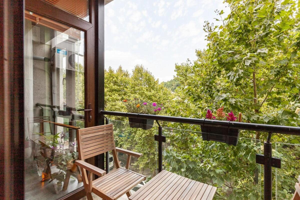 Veli Group Apartment Near White Bridge ° Kutaisi Zewnętrze zdjęcie