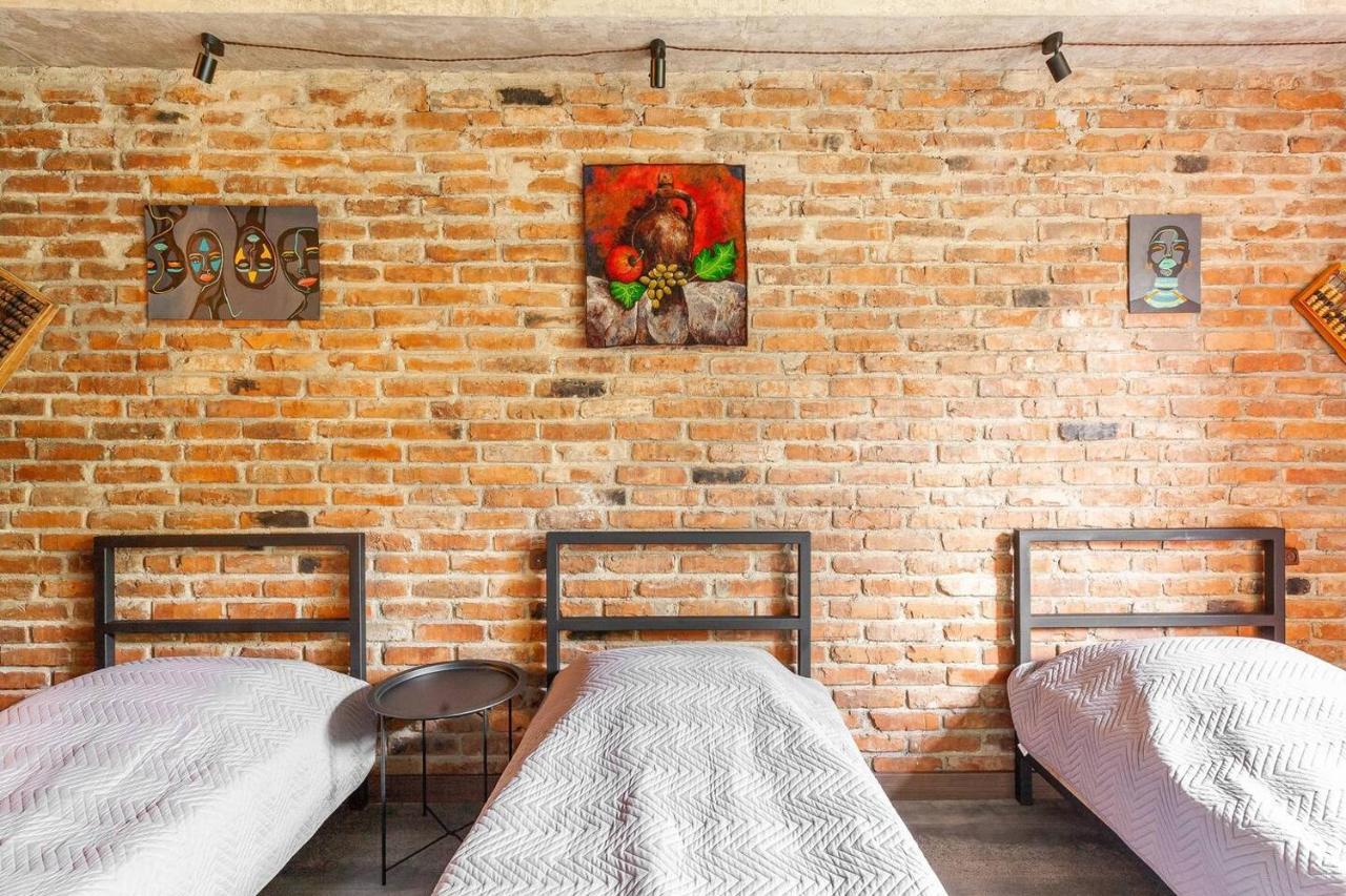Veli Group Apartment Near White Bridge ° Kutaisi Zewnętrze zdjęcie