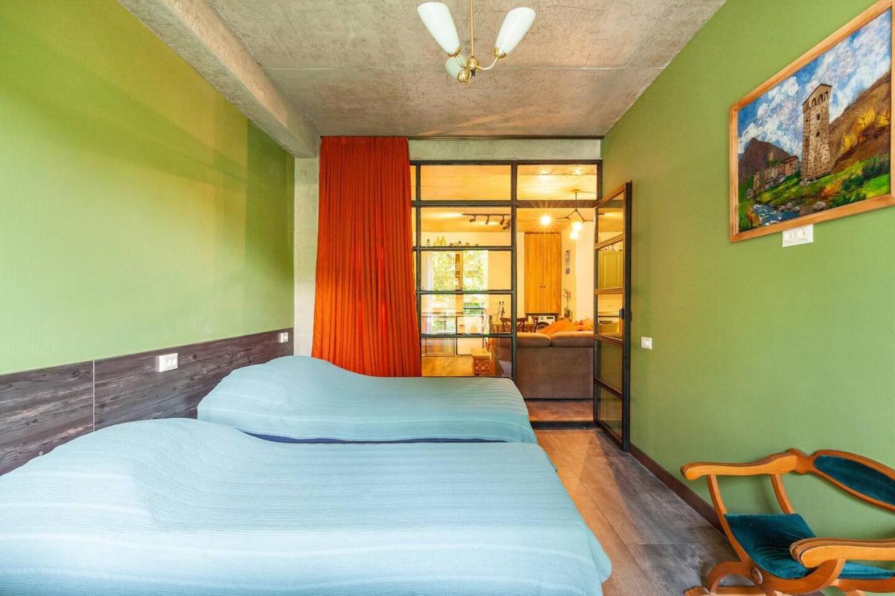 Veli Group Apartment Near White Bridge ° Kutaisi Zewnętrze zdjęcie